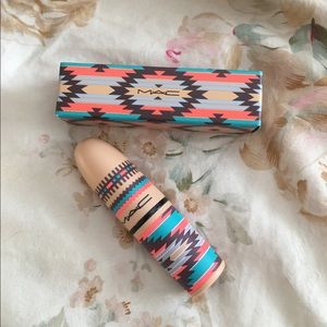 Mac Lipstick in “Arrowhead”